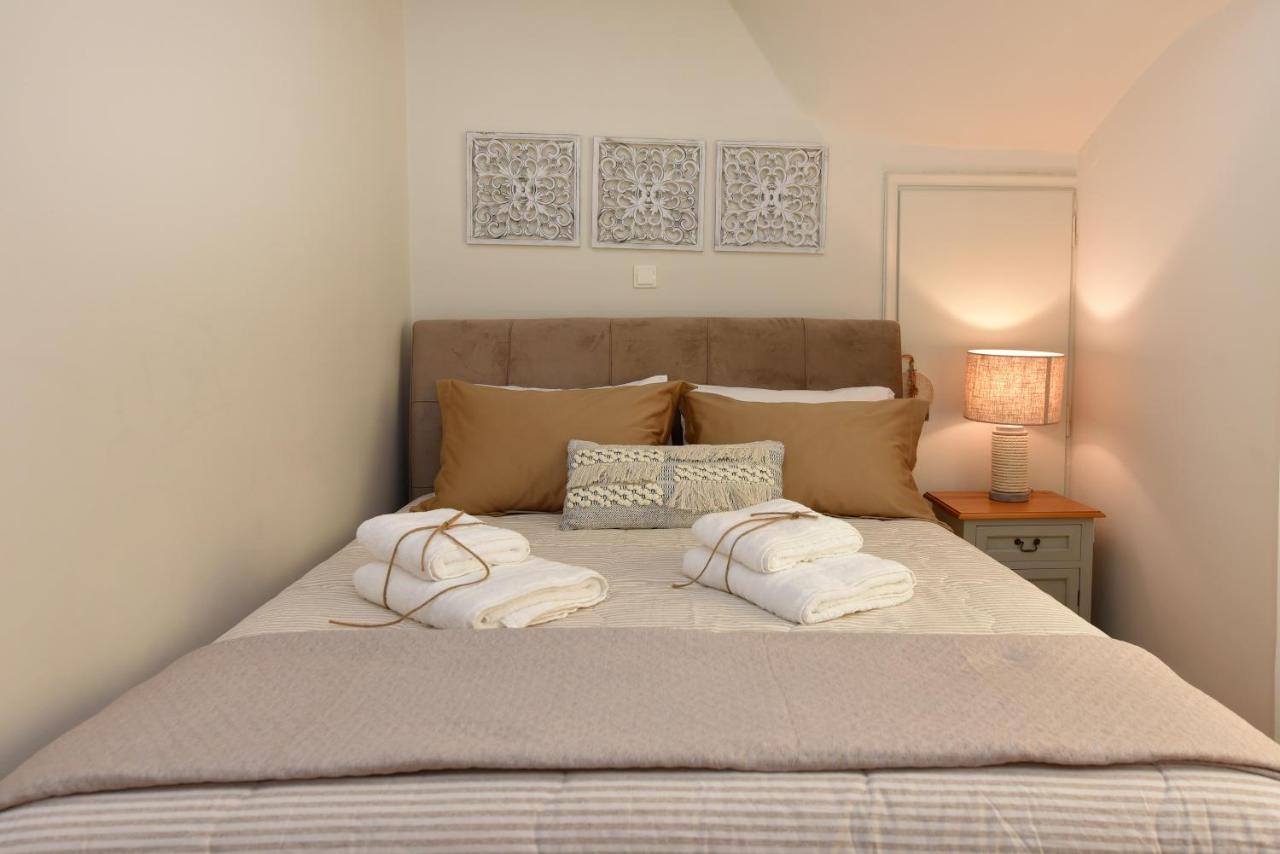 Almanza Apartment Syros Ermoupoli Eksteriør billede