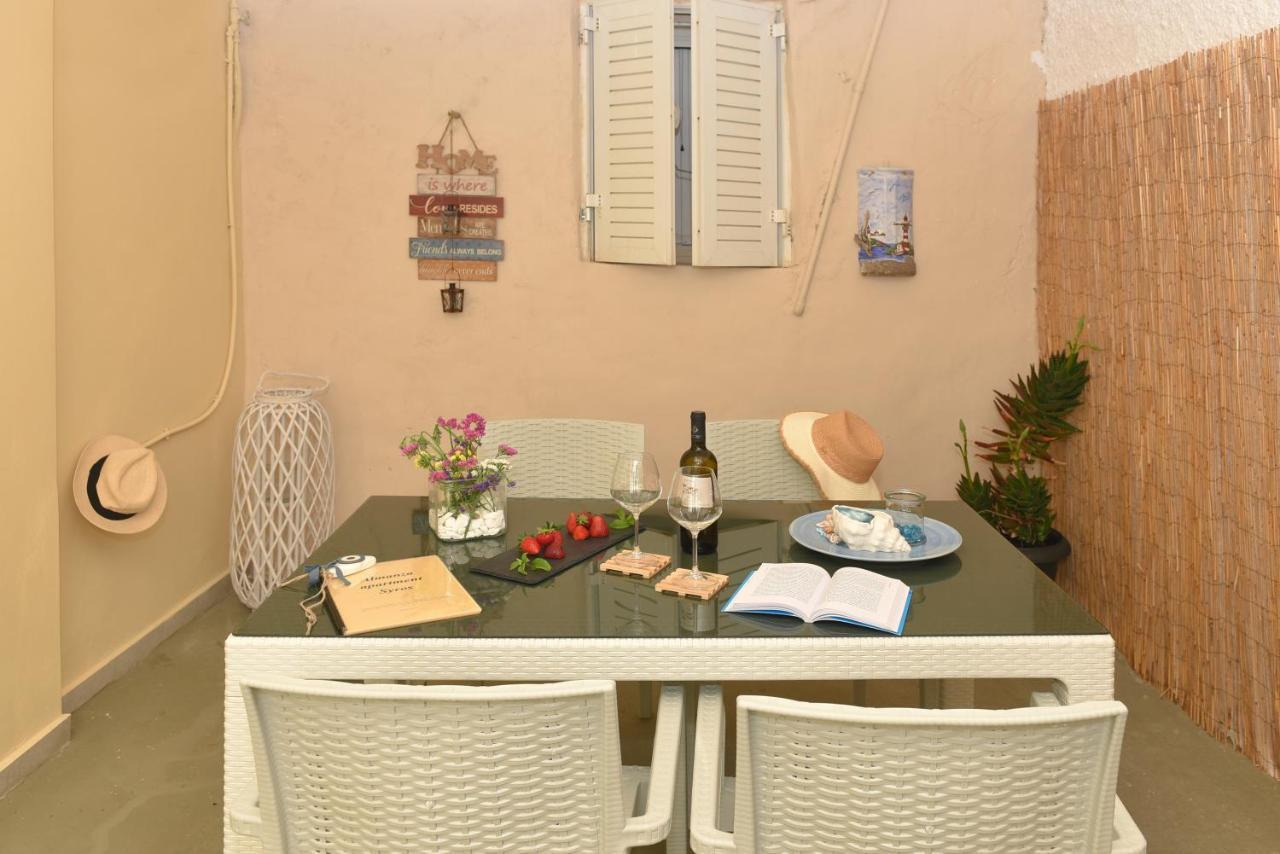 Almanza Apartment Syros Ermoupoli Eksteriør billede
